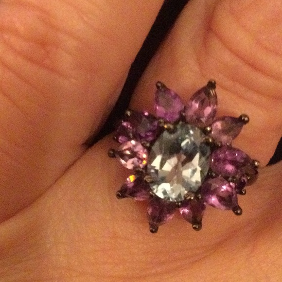 Splendid Genuine Blue Topaz & Amethyst Ring - Picture 10 of 14